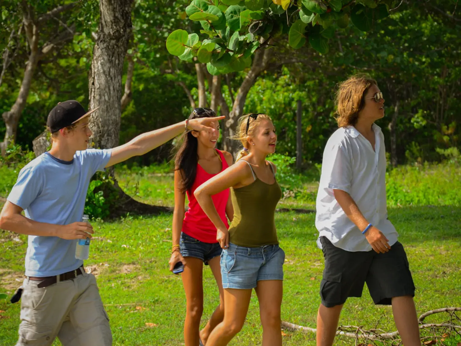 Quick 20-minute scenic flight to Barbuda